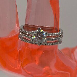 Moissanite S925 Ring Set. (Size 7 or 8)